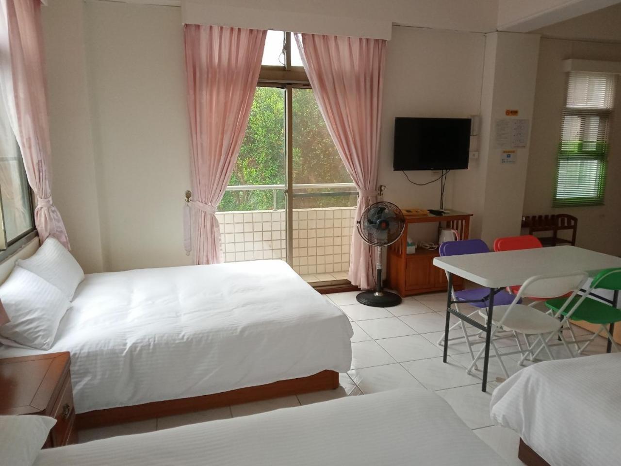 Garden Hostel Minxiong Esterno foto